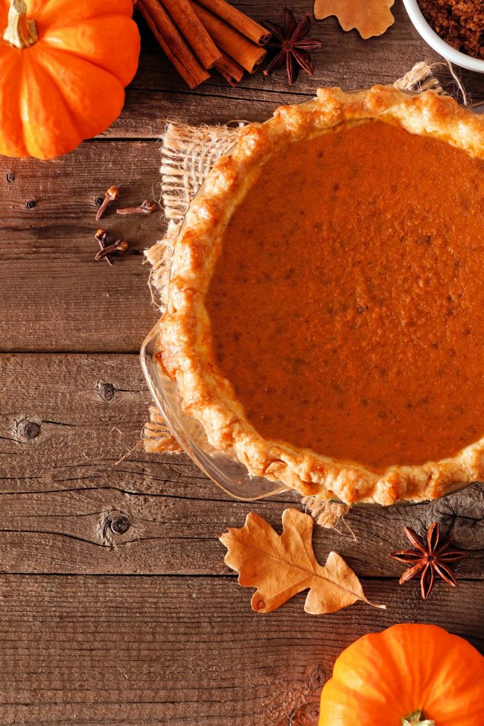 Super Easy Traditional Pumpkin Pie Recipe - Mixin Mamas
