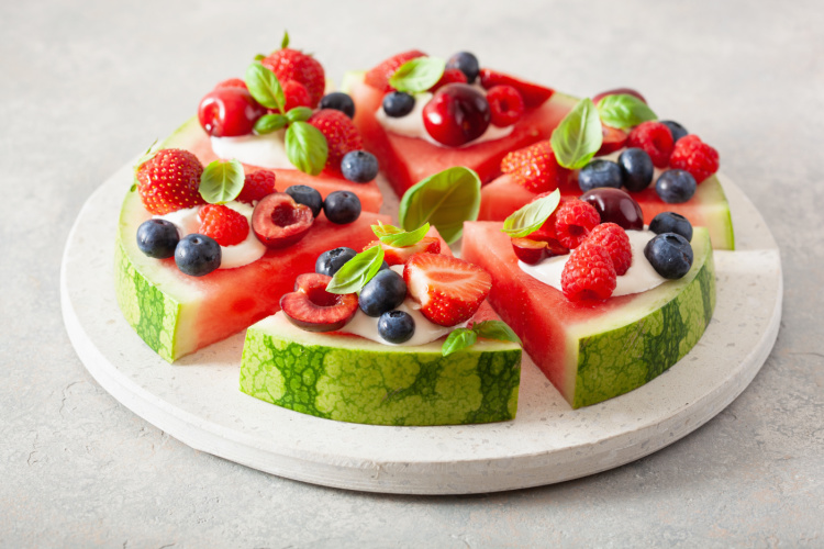 watermelon pizza slices with yogurt and berries, summer dessert